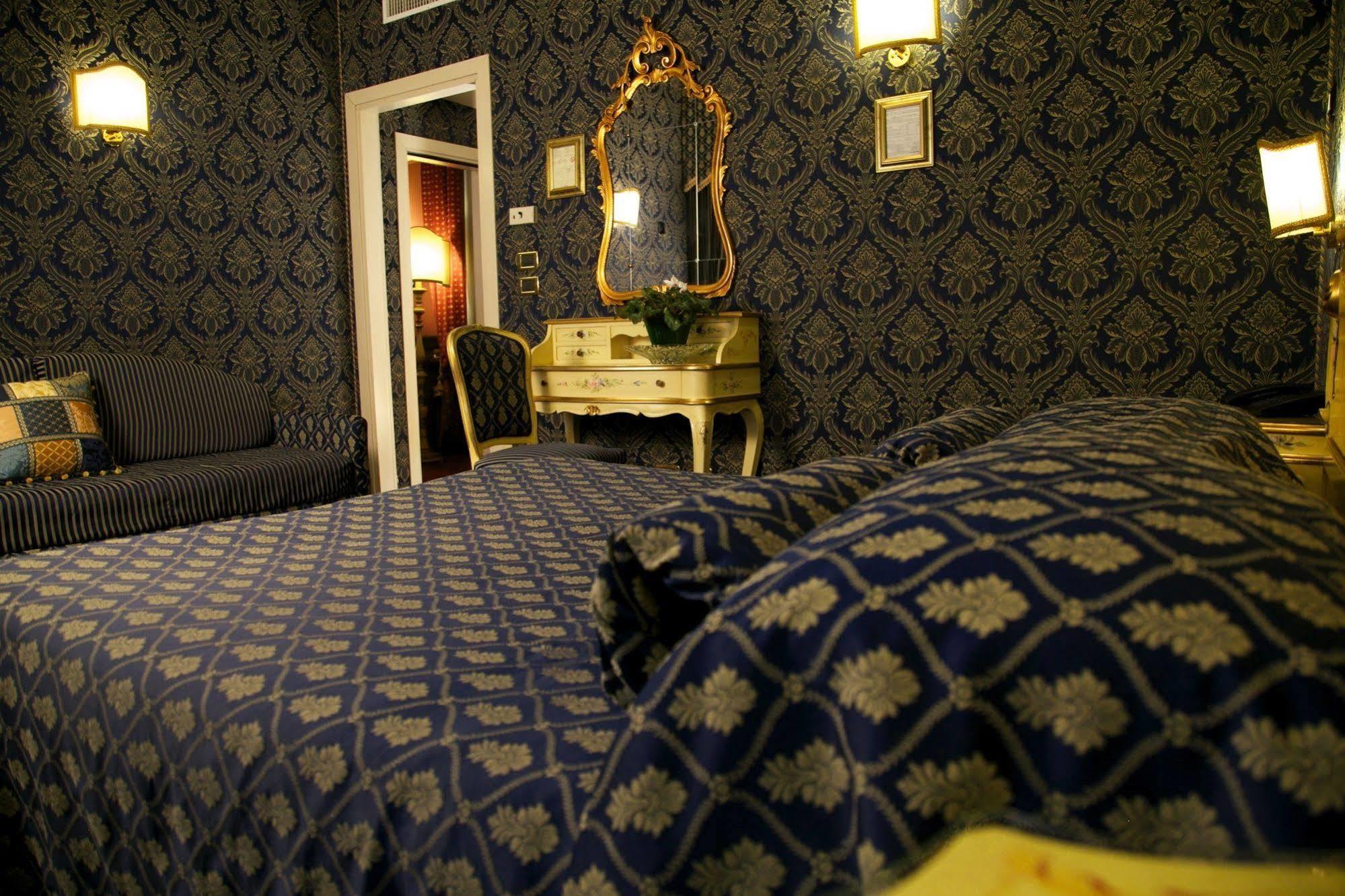 Ca' Morosini 1 & 2 2* Venedig
